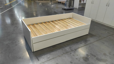 Кровати IKEA в интернет-магазине «ЕМП СПб»