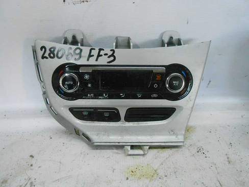 Блок управления климатической установкой Ford Focus III (CB8) 2010-2019 (028069СВ) Оригинальный номер BM5T18C612CL
