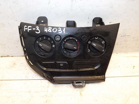 Блок управления отопителем Ford Focus III (CB8) 2010-2019 (048031СВ) Оригинальный номер 1896669