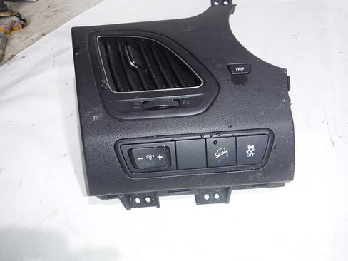 Дефлектор торпедо левый Hyundai ix35 (039253СВ2)