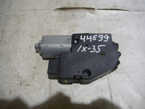 Моторчик стеклоподъемника люка Hyundai IX-35 (044699СВ2)