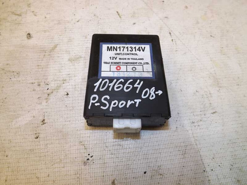 Блок электронный Mitsubishi Pajero Sport (101664СВ) Оригинальный номер MN171314V
