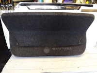 Обшивка крышки багажника Volkswagen Jetta (041903СВ) Оригинальный номер 5C0012115B