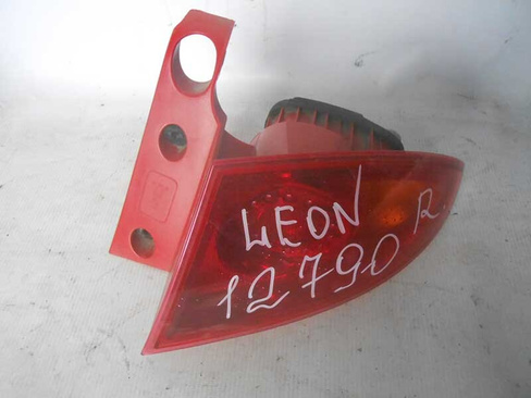 Фонарь задний правый Seat Leon (1P1) 2005-2013 (012790СВ)