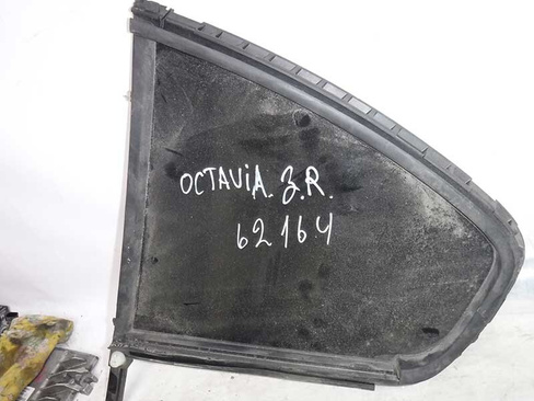 Форточка задняя правая Skoda Octavia A5 (062164СВ2)