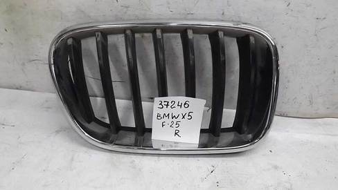 Решетка радиатора правая BMW X3 F25 (037246СВ) Оригинальный номер 51117210726
