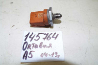Датчик давления топлива Skoda Octavia (145764СВ) Оригинальный номер 06J906051D