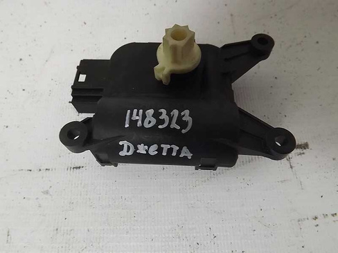 Моторчик заслонки отопителя Volkswagen Jetta 2011- (148323СВ2) Оригинальный номер 0132801345