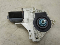 Моторчик стеклоподъемника двери задней правой Audi Q3 2012- (УТ000034646) Оригинальный номер 8K0959812A