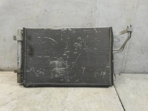 Радиатор кондиционера (конденсер) Kia Cee'd 2007- 2012 (УТ000036140) Оригинальный номер 976061H600