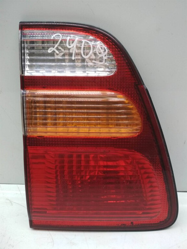 Фонарь задний внутренний левый Toyota Land Cruiser (URJ100) 1998-2007 (УТ000074938) Оригинальный номер 8159060100