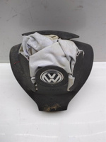 Подушка безопасности в рулевое колесо Volkswagen Passat (B6) 2005-2010 (УТ000089663) Оригинальный номер 1K0880201CA