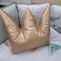 Декоративная подушка в кроватку Минки Мун цвет золотой