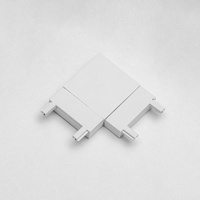 Коннектор ультратонкий г-образный белый 3,6х3,6х0,6 см BayerLux
