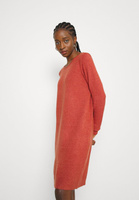 Вязаное платье VILA, красный меланж