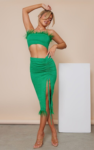 PrettyLittleThing Зеленая юбка мидакси с блестящей трикотажной отделкой и перьями