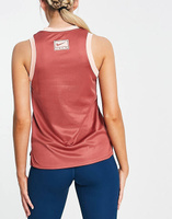 Розовый жилет Nike Running Swoosh Run Dri-FIT