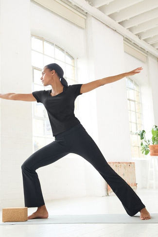 Леггинсы для йоги для активного спорта с широкими штанинами и расклешенным низом Next, черный