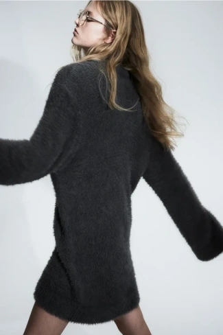 Объемный пушистый свитер H&M, серый