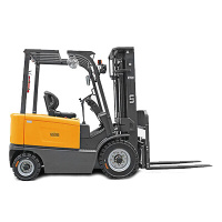 UN Forklift